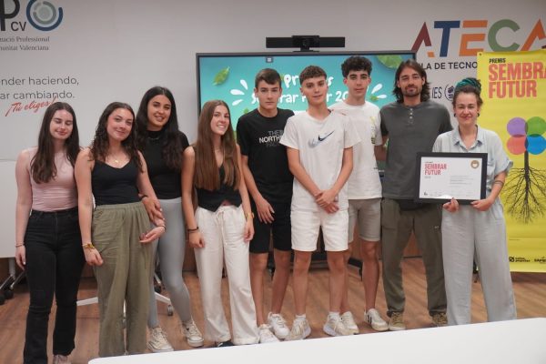 Entrega de premios II Edició SF Bachiller Utiel primer premio (4)